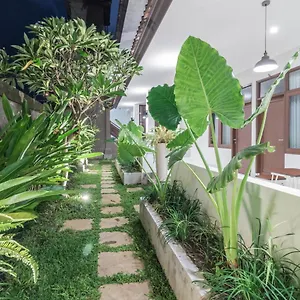 2* Pensión Kak Garden